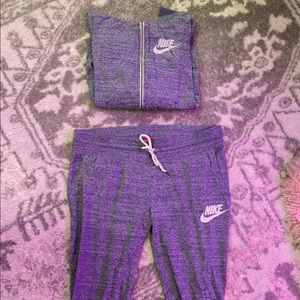 Nike 2 Piece Set